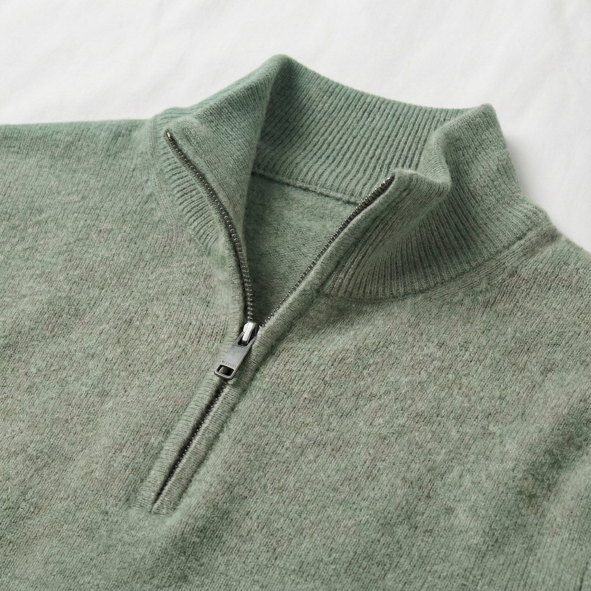 Björn Quarter Zip - Minimalista y cómodo