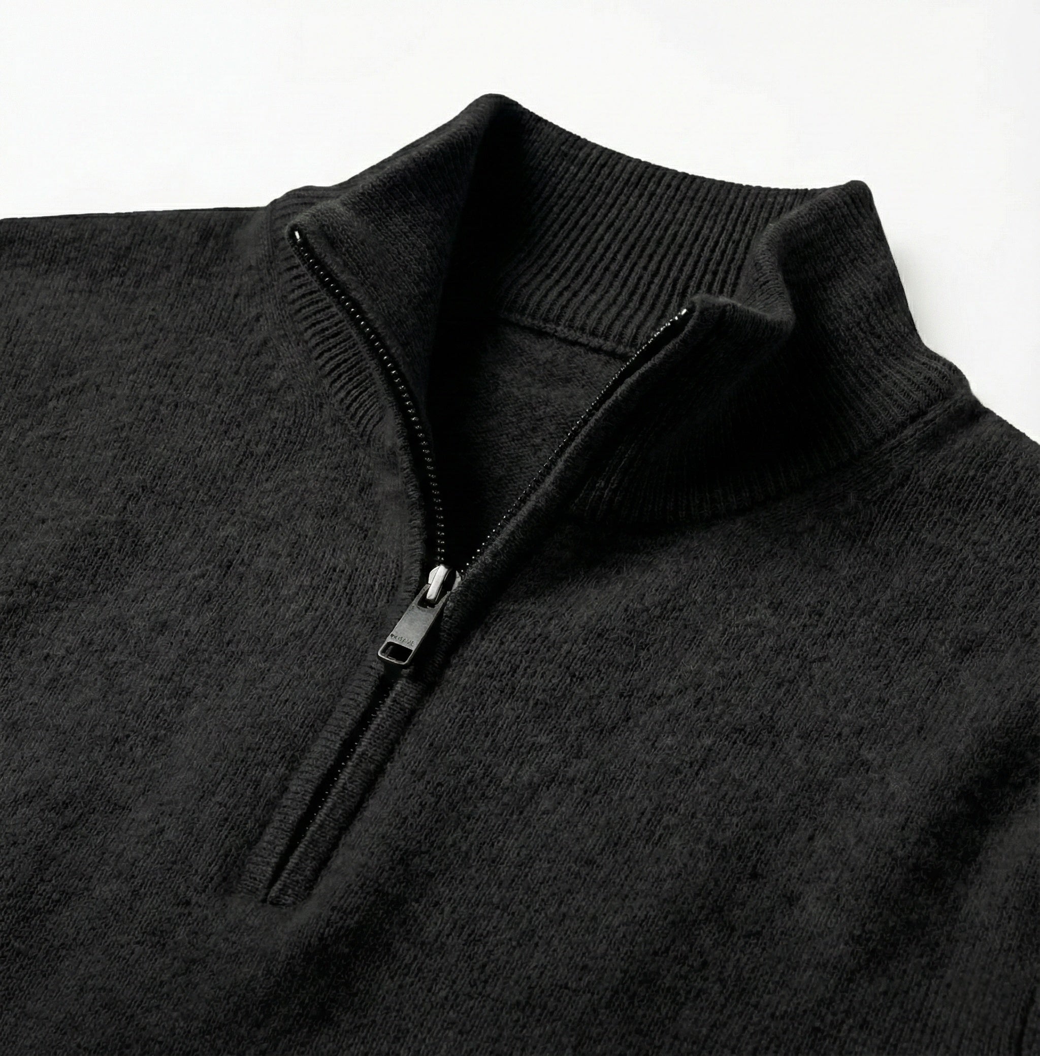 Björn Quarter Zip - Minimalista y cómodo