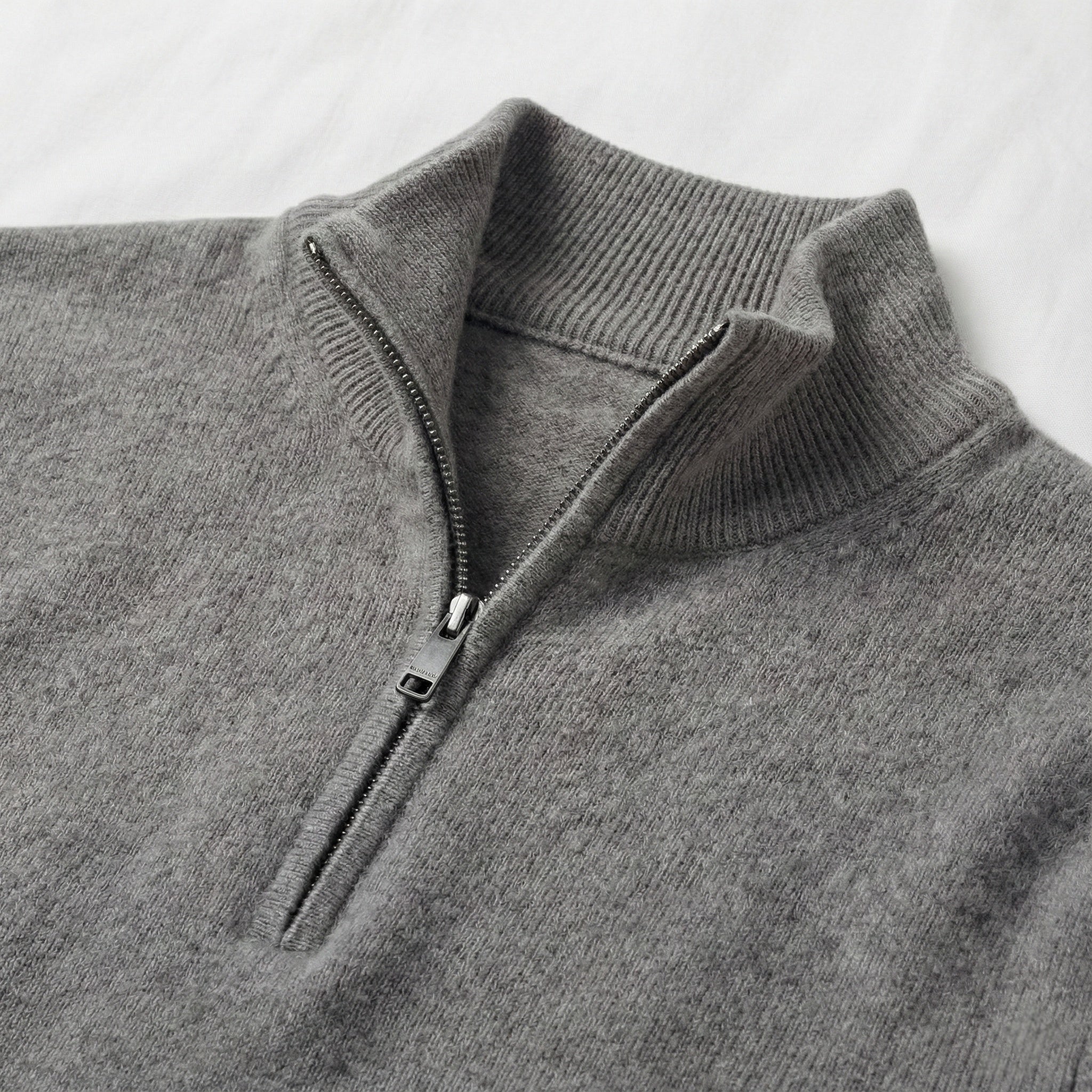 Björn Quarter Zip - Minimalista y cómodo