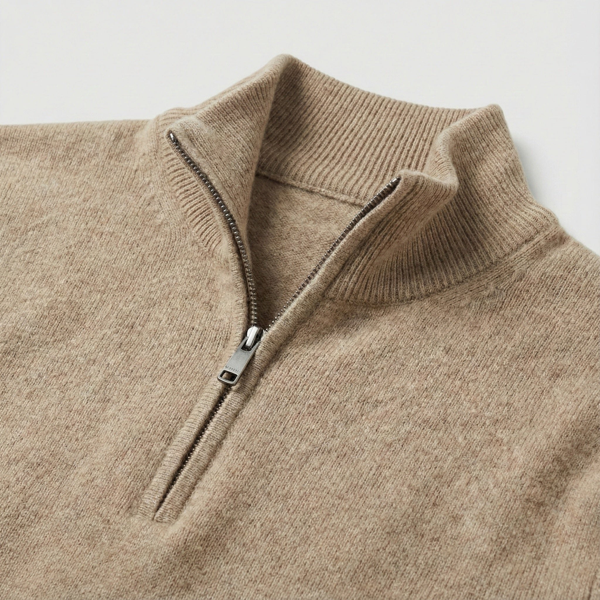 Björn Quarter Zip - Minimalista y cómodo
