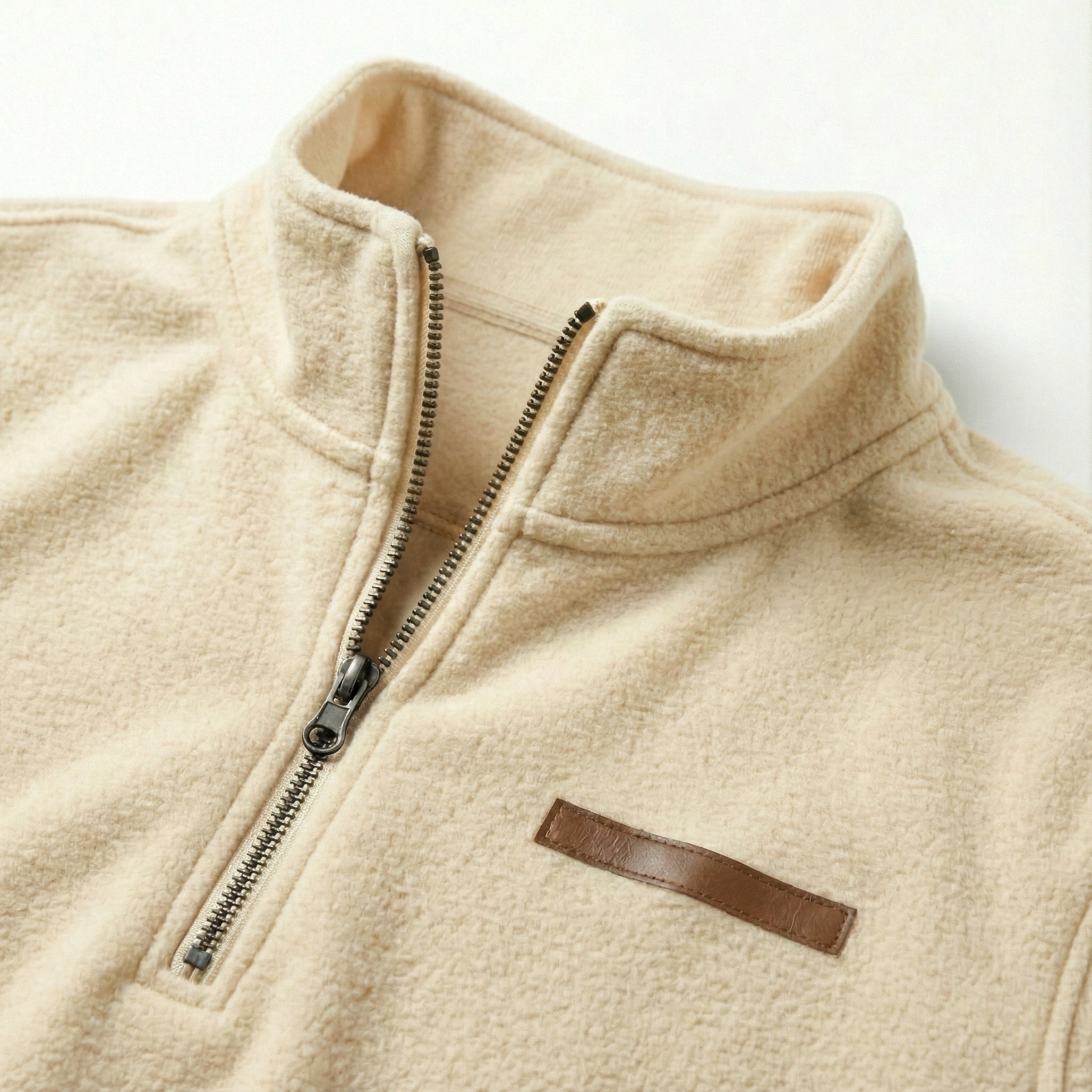 Chaqueta Malmö con cremallera de un cuarto: diseño minimalista y comodidad premium